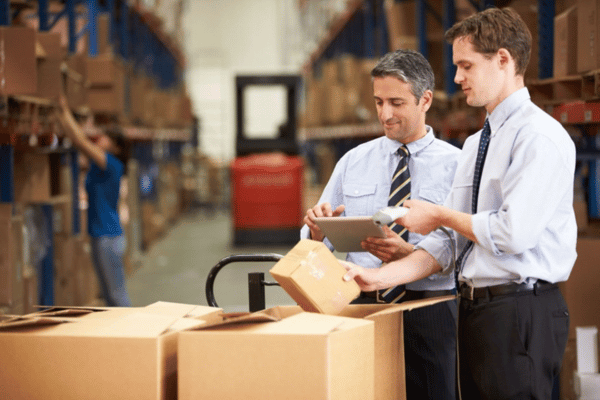 Liên Kết Mỹ giúp khách hàng kiểm tra hàng hóa để đảm bảo phù hợp quy định xuất khẩu